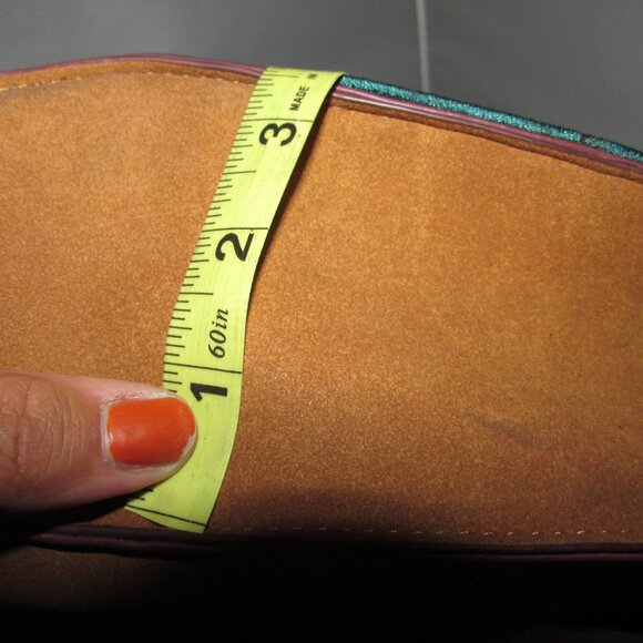 Danielle Nicole Disney Pocahontas Color of the Wind Tote Bag Preowned As Is - Picture 7 of 7